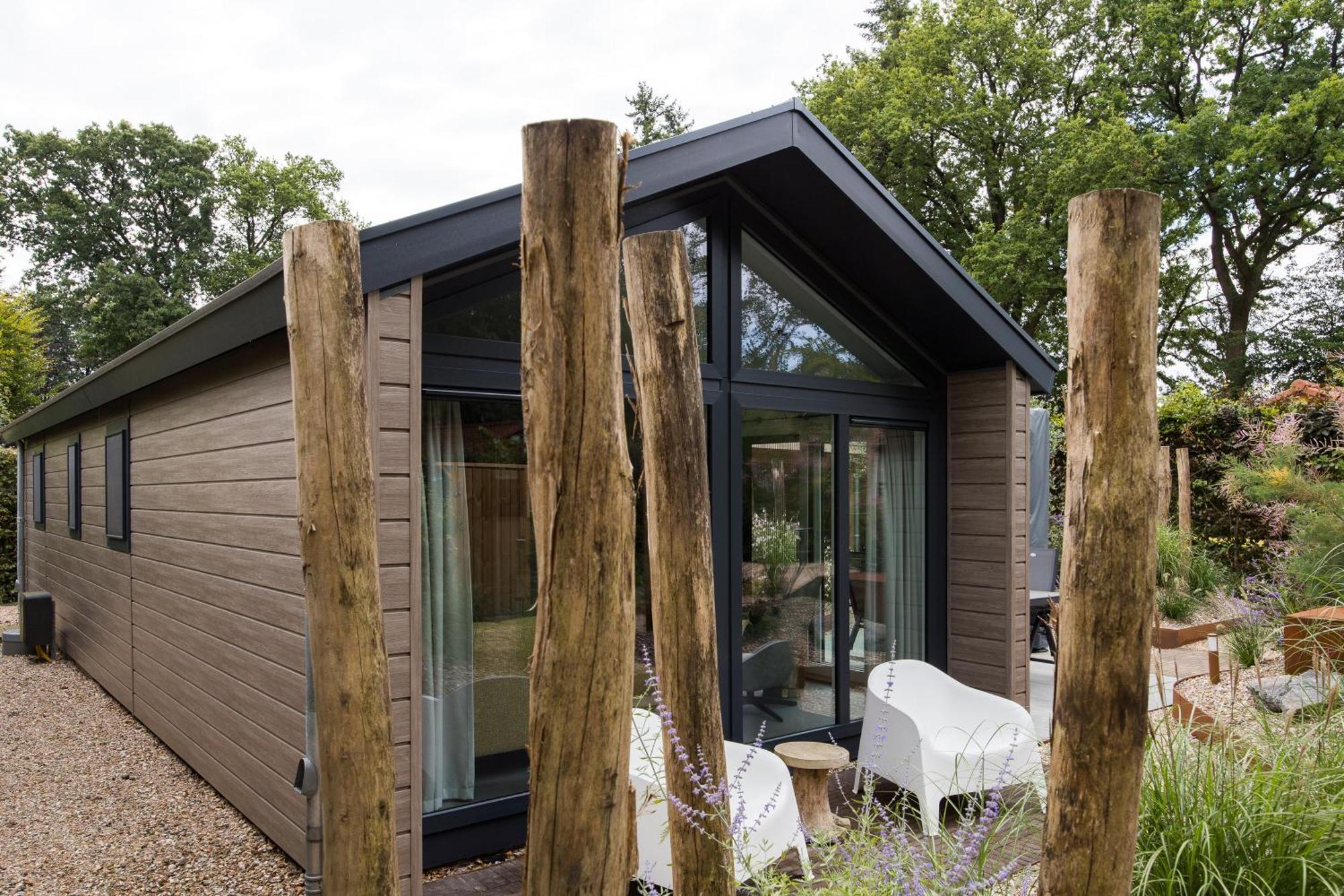 Modern Ingericht Chalet Op Groen Park Op De Veluwe Epe Exterior foto